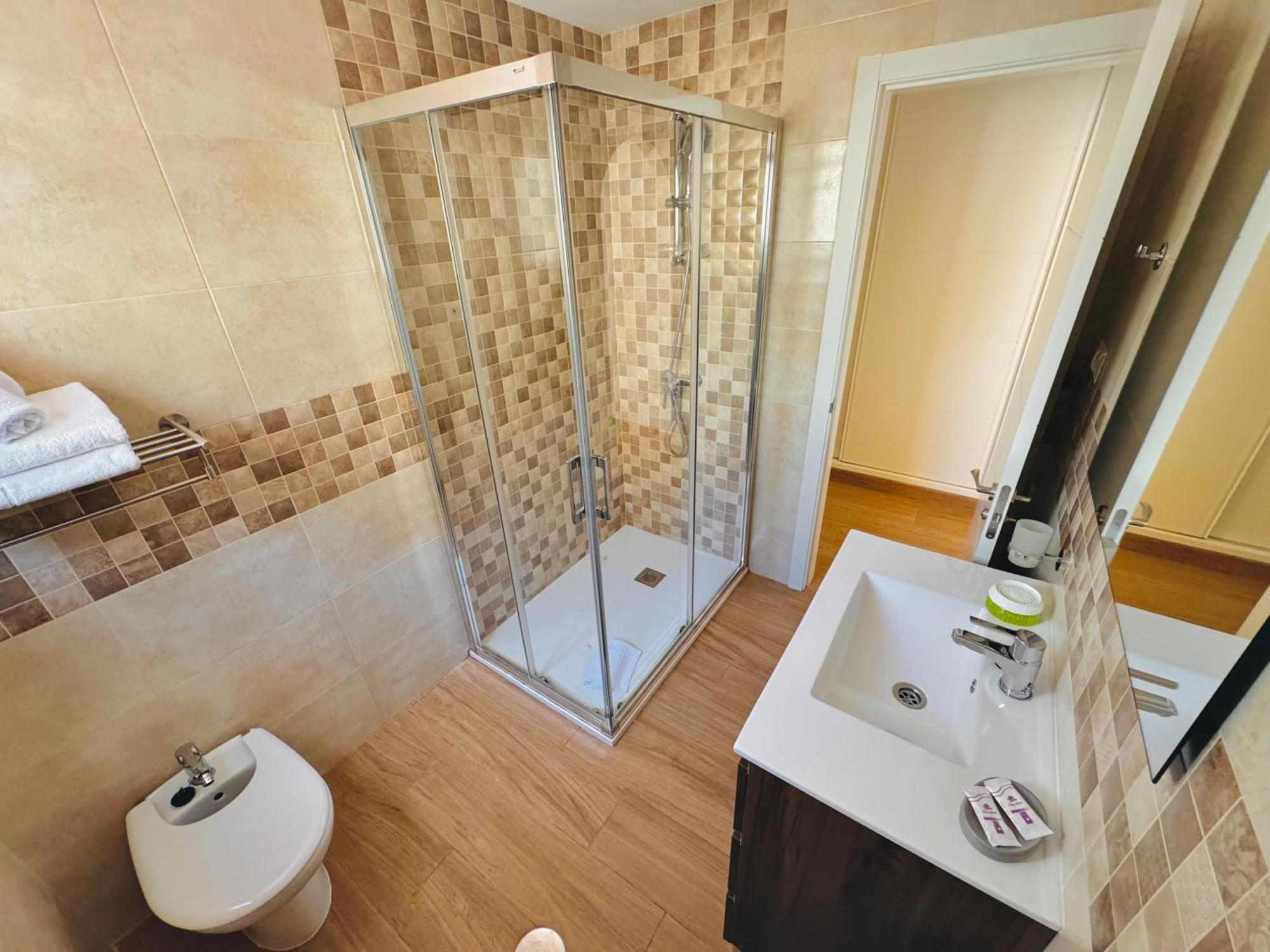 بينالماذينا Pueblo Evita Premium Suites المظهر الخارجي الصورة