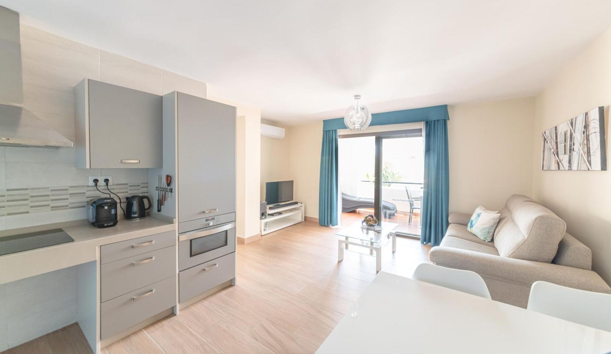 بينالماذينا Pueblo Evita Premium Suites المظهر الخارجي الصورة